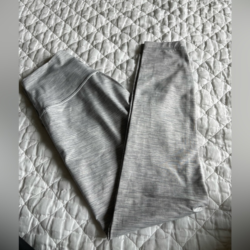 High Rise Legging - Picture 2 of 3